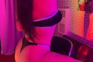 SEXY LATINA REAL PIC REAL 100%... - Image 1