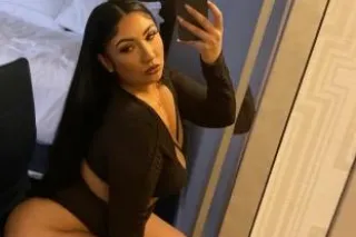 😋🍼😋 Hi daddy, I want to fill y... - Image 2