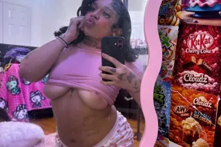 Sweet face and wild intentions... - Image 3