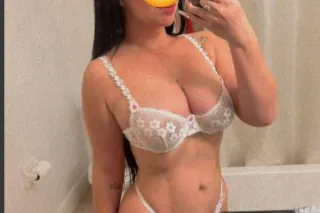 available I respond faster via... - Image 3